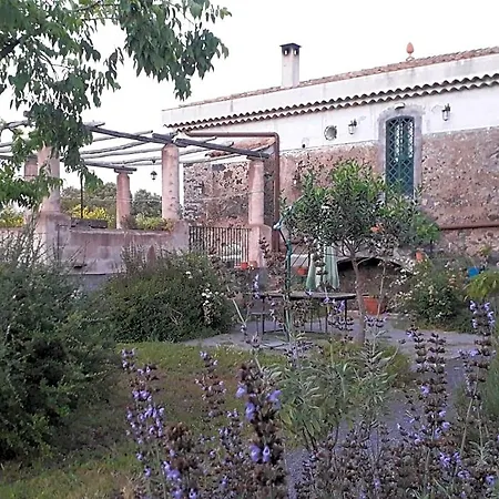 Contrada Zerbate 3*